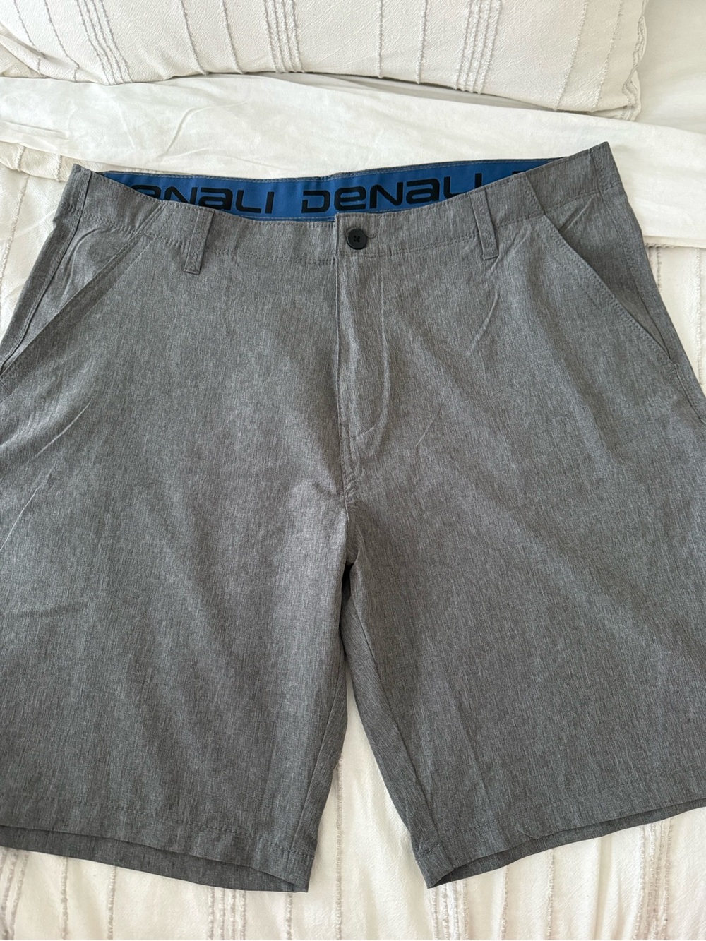 Denali Men's Flat-Front Charcoal Gray Performance Shorts